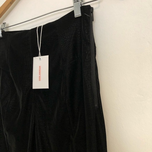 Good American Black Croc Exec Pants 2 - Picture 7 of 11